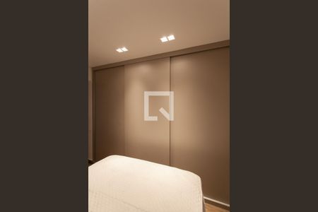 Quarto 1 de apartamento para alugar com 2 quartos, 56m² em Itapoã, Belo Horizonte