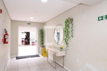 Área comum - Saguão do prédio de apartamento para alugar com 2 quartos, 34m² em Vila Norma, São Paulo