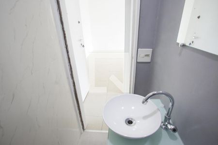Lavabo de apartamento à venda com 2 quartos, 60m² em Tanque, Rio de Janeiro