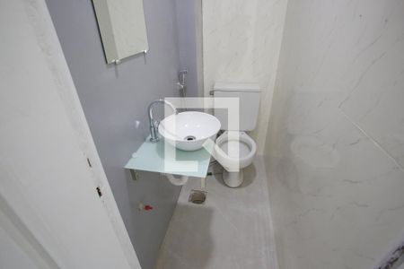 Lavabo de apartamento à venda com 2 quartos, 60m² em Tanque, Rio de Janeiro