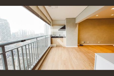 Varanda  de apartamento à venda com 3 quartos, 104m² em Parada Inglesa, São Paulo