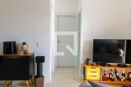 Sala de apartamento para alugar com 2 quartos, 56m² em Del Castilho, Rio de Janeiro