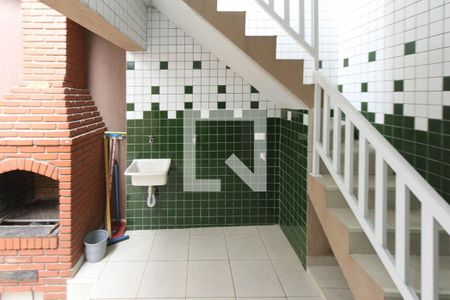 Quintal de casa à venda com 2 quartos, 120m² em Vila Virginia, São Paulo