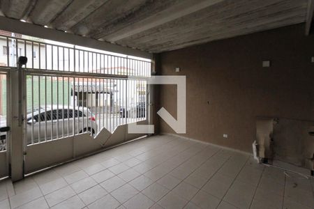 Garagem de casa à venda com 2 quartos, 120m² em Vila Virginia, São Paulo