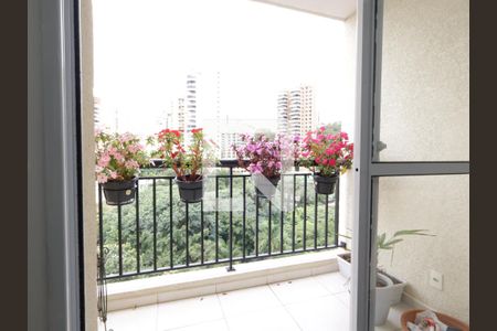 Sacada/Sala de apartamento à venda com 2 quartos, 64m² em Vila Andrade, São Paulo