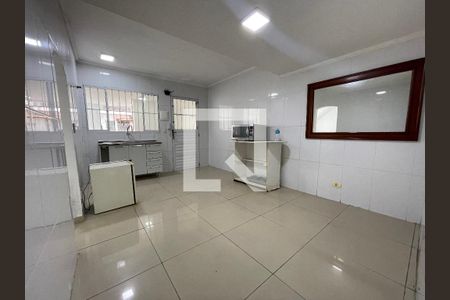 Cozinha de kitnet/studio para alugar com 1 quarto, 30m² em Vila Butantã, São Paulo