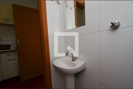 Banheiro1 de casa à venda com 6 quartos, 333m² em Esplanada, Belo Horizonte