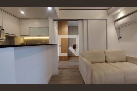 Sala de kitnet/studio à venda com 1 quarto, 37m² em Indianópolis, São Paulo