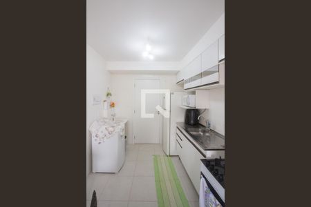 Cozinha de apartamento para alugar com 1 quarto, 27m² em Jardim Mirante, São Paulo