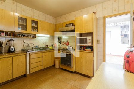 Cozinha de casa para alugar com 3 quartos, 140m² em Vila Olímpia, São Paulo