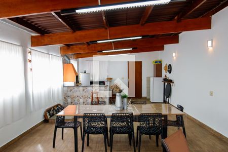 Área comum de casa à venda com 2 quartos, 125m² em Veloso, Osasco
