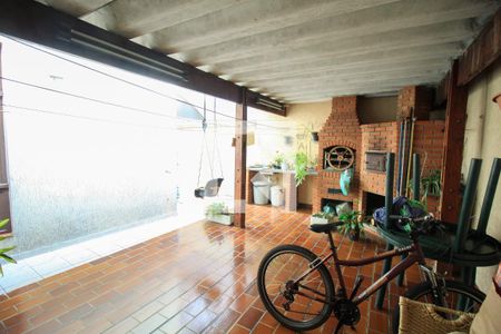 Área comum de casa à venda com 3 quartos, 180m² em Água Rasa, São Paulo