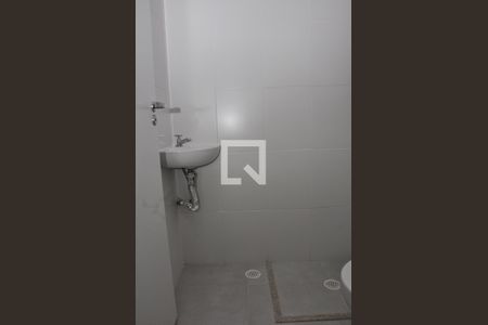 Banheiro de Serviço de apartamento para alugar com 3 quartos, 158m² em City América, São Paulo