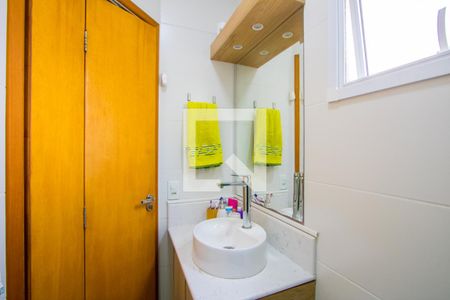Banheiro de apartamento à venda com 2 quartos, 74m² em Vila Junqueira, Santo André