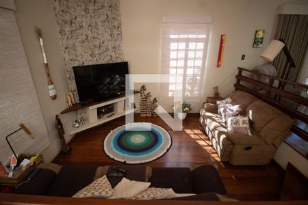 Sala de casa à venda com 3 quartos, 330m² em Cidade Universitária, Campinas