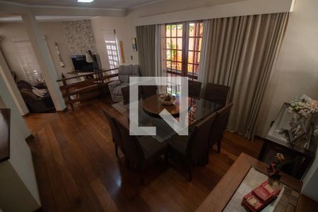 Sala de casa à venda com 3 quartos, 330m² em Cidade Universitária, Campinas