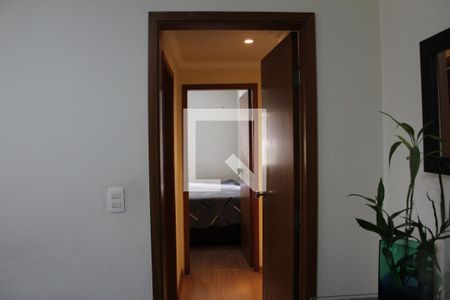 Corredor de apartamento à venda com 3 quartos, 113m² em Higienópolis, São Paulo