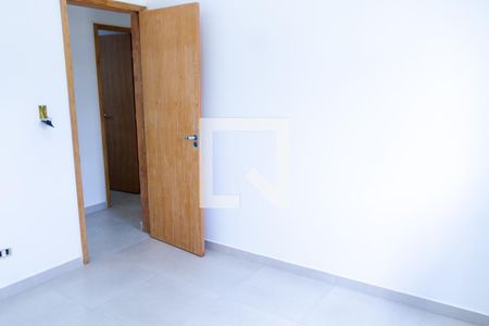 Quarto 2 de casa de condomínio para alugar com 2 quartos, 64m² em Vila Pereira Cerca, São Paulo