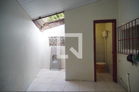 Área de Serviço de casa para alugar com 1 quarto, 70m² em Industrial, Novo Hamburgo