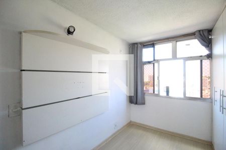 Quarto 1 de apartamento para alugar com 2 quartos, 72m² em Taquara, Rio de Janeiro