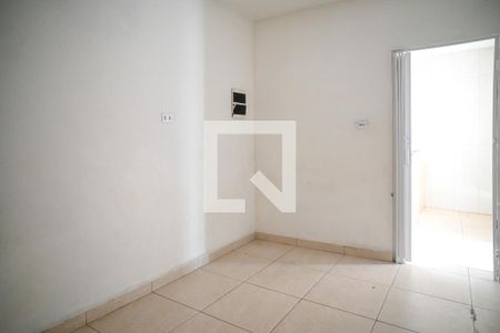 Quarto de casa para alugar com 1 quarto, 50m² em Jardim Vergueiro, São Paulo