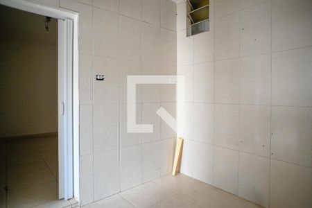 Cozinha de casa para alugar com 1 quarto, 50m² em Jardim Vergueiro, São Paulo
