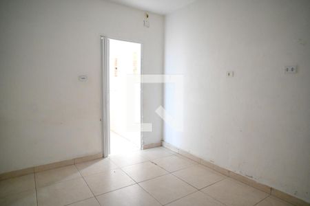 Quarto de casa para alugar com 1 quarto, 50m² em Jardim Vergueiro, São Paulo