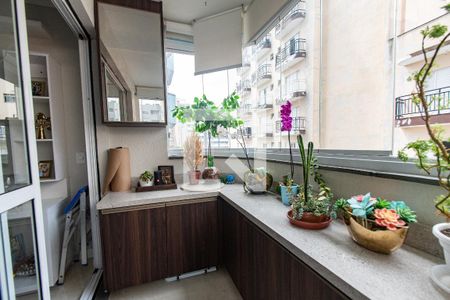 Varanda Sala de apartamento à venda com 3 quartos, 82m² em Vila Clementino, São Paulo