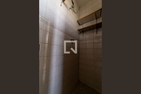 Banheiro de Serviço de apartamento à venda com 3 quartos, 80m² em Lagoinha, Belo Horizonte