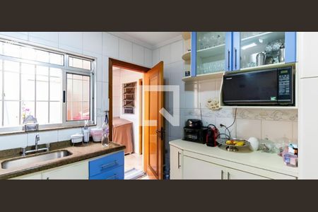 Casa à venda com 4 quartos, 125m² em Vila Nair, São Paulo