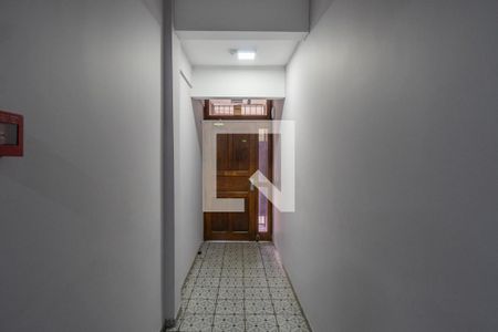 Entrada de apartamento à venda com 1 quarto, 52m² em Glória, Porto Alegre