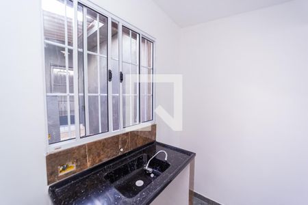 Cozinha de casa para alugar com 1 quarto, 28m² em Jardim Penha, São Paulo