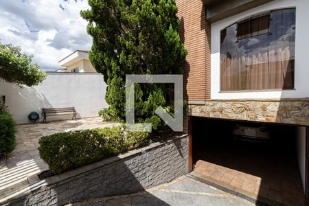 Garagem de casa à venda com 4 quartos, 350m² em Vila Rio Branco, São Paulo