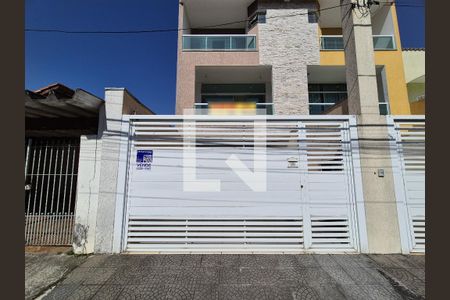 Fachada de casa à venda com 3 quartos, 270m² em Jardim Ocara, Santo André