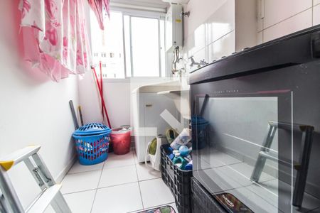 Área de Serviço de apartamento para alugar com 2 quartos, 45m² em Vila da Oportunidade, Carapicuíba