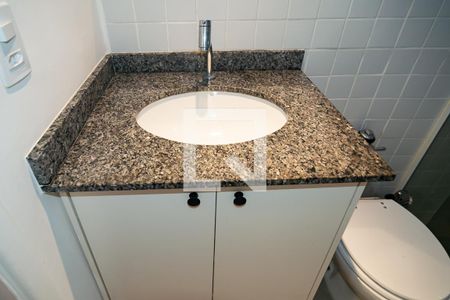 Banheiro de apartamento para alugar com 1 quarto, 35m² em Consolação, São Paulo
