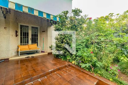 Fachada de casa para alugar com 3 quartos, 230m² em Jabaquara, São Paulo