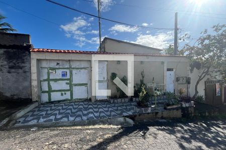 Fachada de casa para alugar com 2 quartos, 100m² em Parque Lafaiete, Duque de Caxias