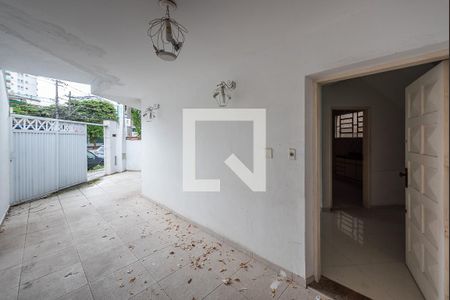 Garagem de casa para alugar com 3 quartos, 150m² em Aparecida, Santos