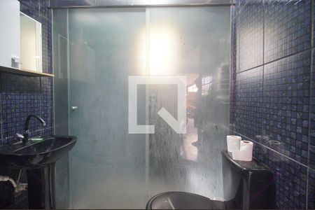 Banheiro de casa à venda com 2 quartos, 60m² em Santo Afonso, Novo Hamburgo
