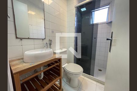 Banheiro Social de apartamento à venda com 2 quartos, 45m² em Jardim Celeste, São Paulo
