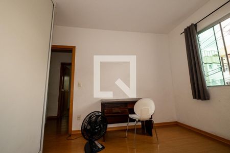 Quarto 1 de apartamento à venda com 4 quartos, 170m² em Sagrada Família, Belo Horizonte