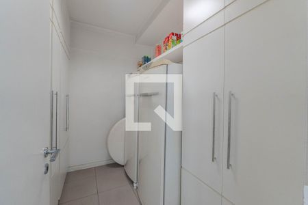 Quarto de Serviço de apartamento à venda com 4 quartos, 324m² em Morro dos Ingleses, São Paulo
