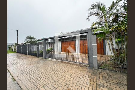 Fachada de casa à venda com 3 quartos, 942m² em Feitoria, São Leopoldo