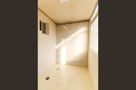 Área de serviço de apartamento à venda com 2 quartos, 56m² em Conjunto Residencial José Bonifácio, São Paulo