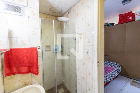 Banheiro de kitnet/studio à venda com 1 quarto, 39m² em Centro Histórico, Porto Alegre