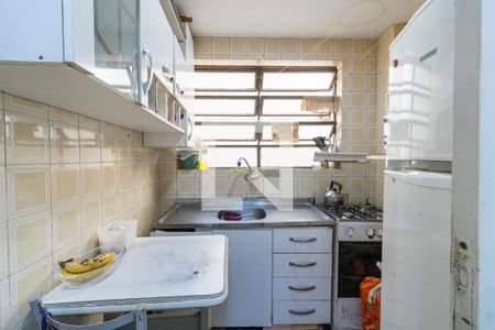 Cozinha de kitnet/studio à venda com 1 quarto, 39m² em Centro Histórico, Porto Alegre