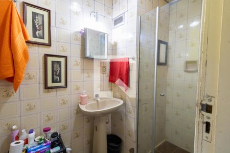 Banheiro de kitnet/studio à venda com 1 quarto, 39m² em Centro Histórico, Porto Alegre