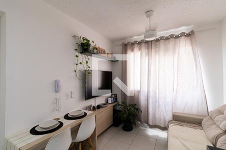 Sala  de apartamento à venda com 2 quartos, 33m² em Itaquera, São Paulo