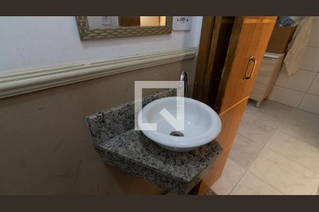 Lavabo de casa de condomínio à venda com 2 quartos, 56m² em Cidade Antônio Estêvão de Carvalho, São Paulo